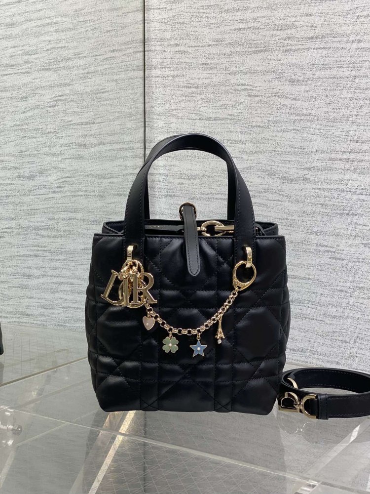 Сумка Toujours кожаная 16 см