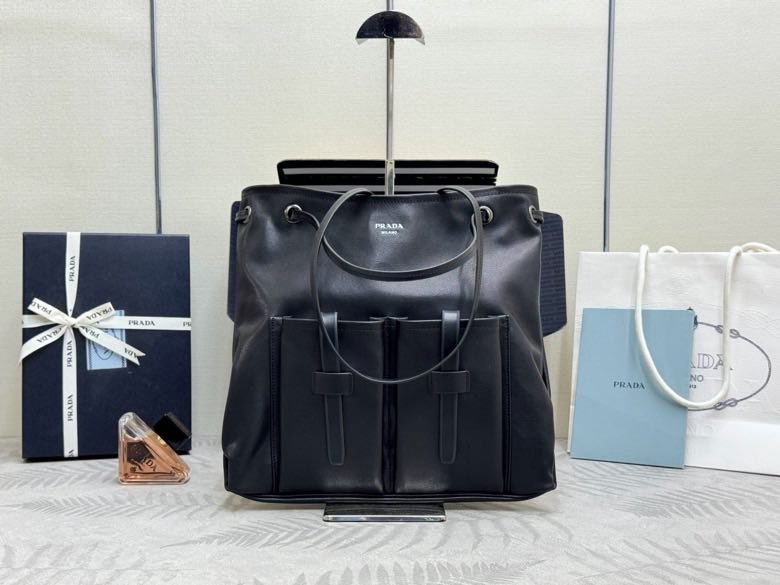 A bag тоут 35 cm of veal skin 1BC293
