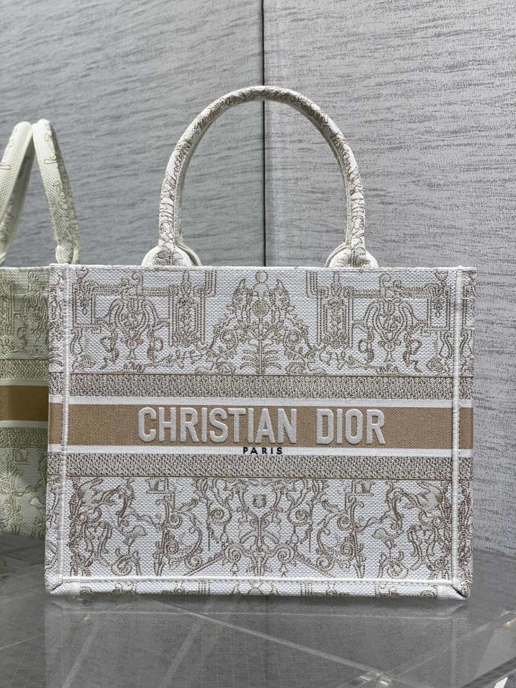 Сумка тоут 36 см Dior Book Tote