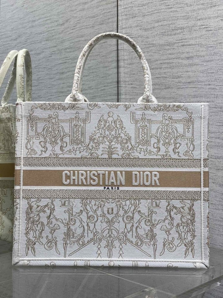 Сумка тоут 42 см Dior Book Tote