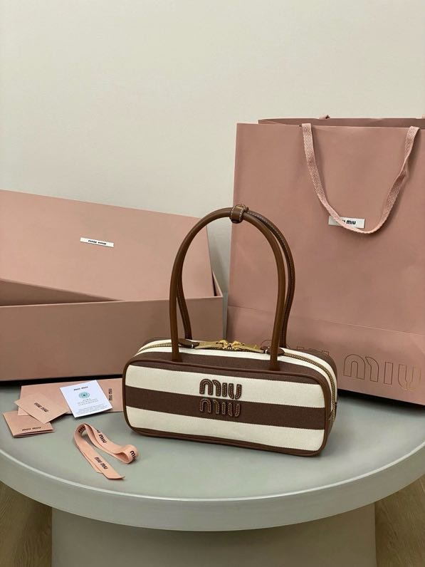 Сумка тоут Beau 28 см