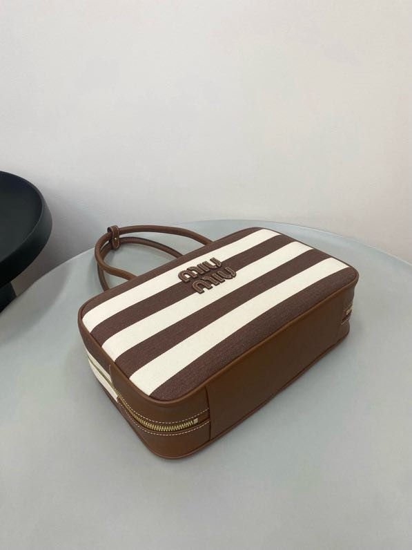 Сумка тоут Beau 34 см фото 5