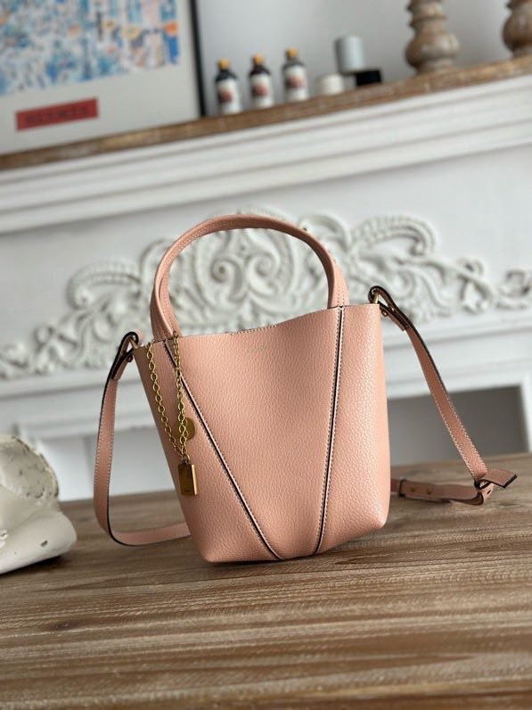 A bag тоут Chloe Spin 18 cm
