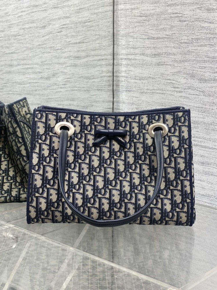 Сумка тоут Dior 27 см