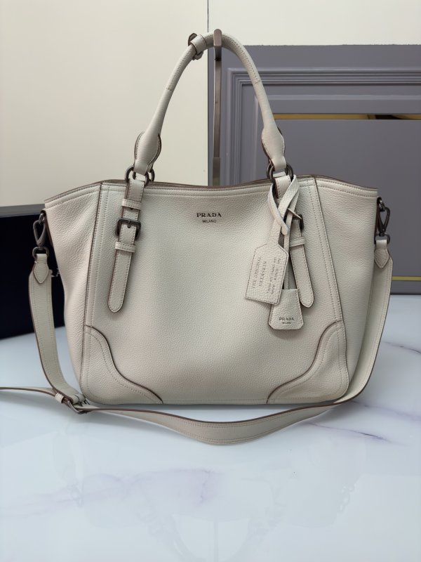 Сумка тоут кожаная 38 см