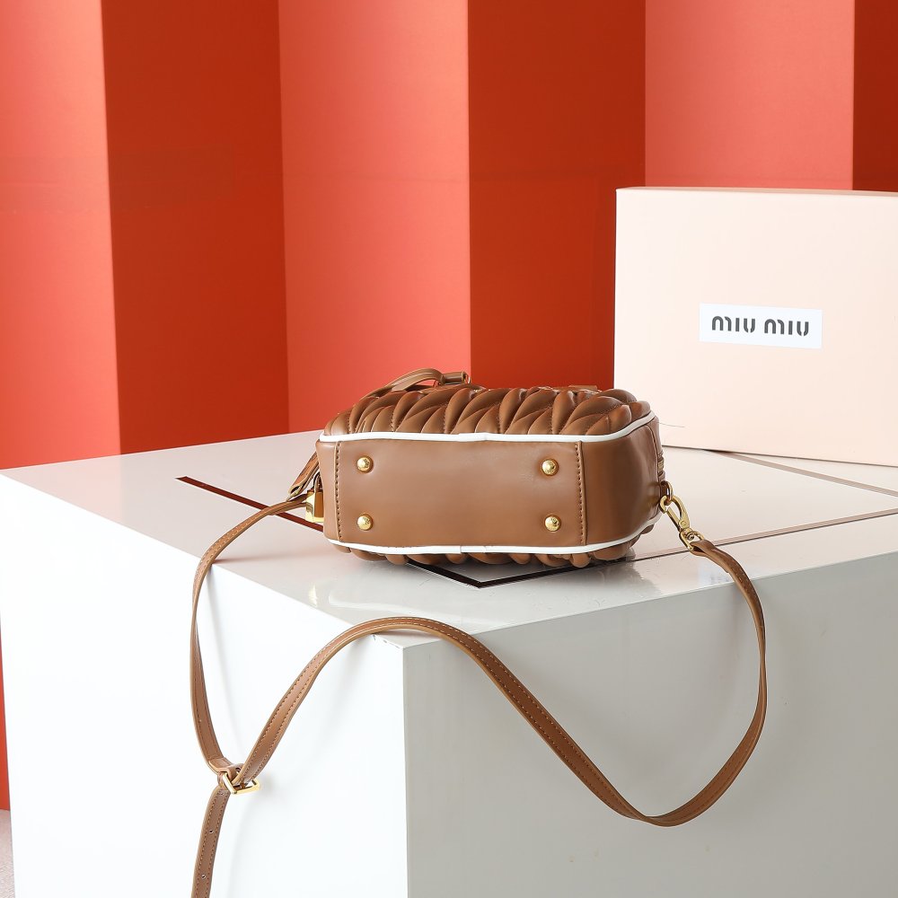 Сумка тоут кожаная Arcadie mini 20 см фото 6