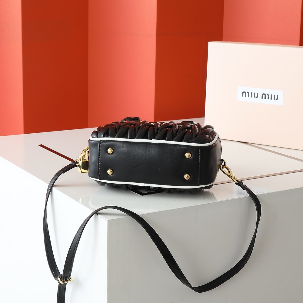 Сумка тоут кожаная Arcadie mini 20 см фото 6