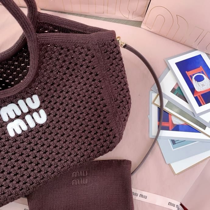 Сумка тоут Miu Isetan 28 см фото 4