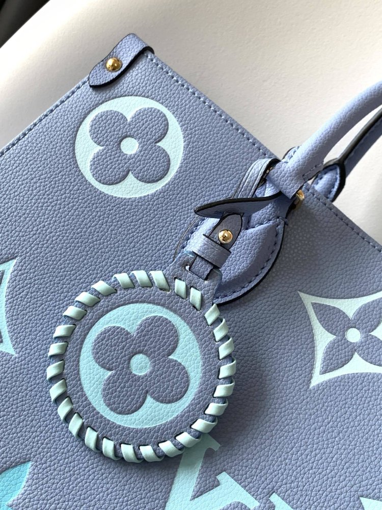 A bag тоут OnTheGo 34 cm фото 4