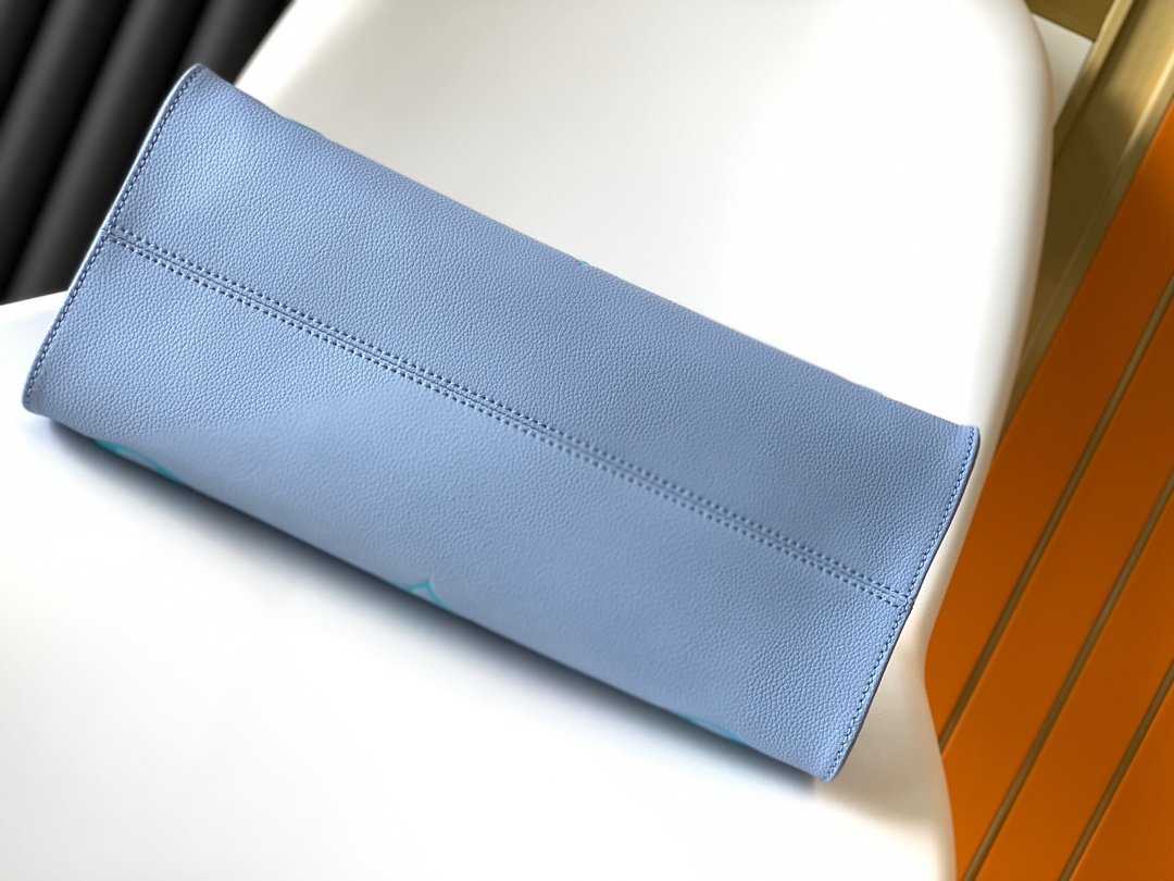 A bag тоут OnTheGo 34 cm фото 5