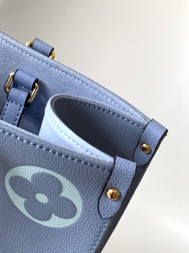 A bag тоут OnTheGo 34 cm фото 6