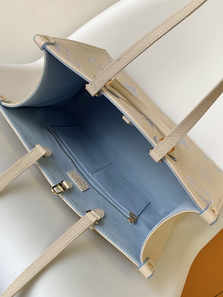 Сумка тоут OnTheGo 34 см фото 8