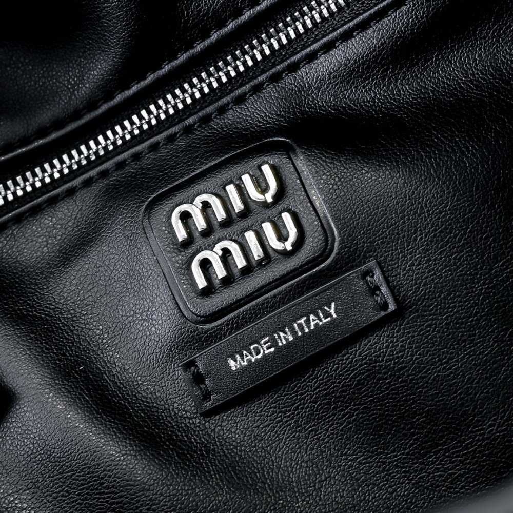 Сумка тоут Pocket кожаная на молнии 31 см фото 9