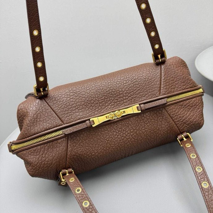 Сумка тоут с люверсами женская 36 см фото 6