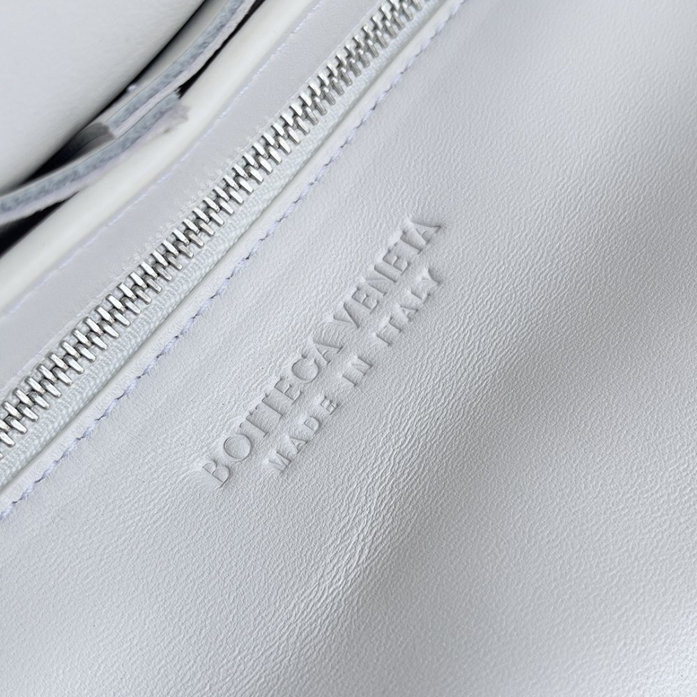 Сумка трансформер Cassette из плетеной кожи 26 см фото 6