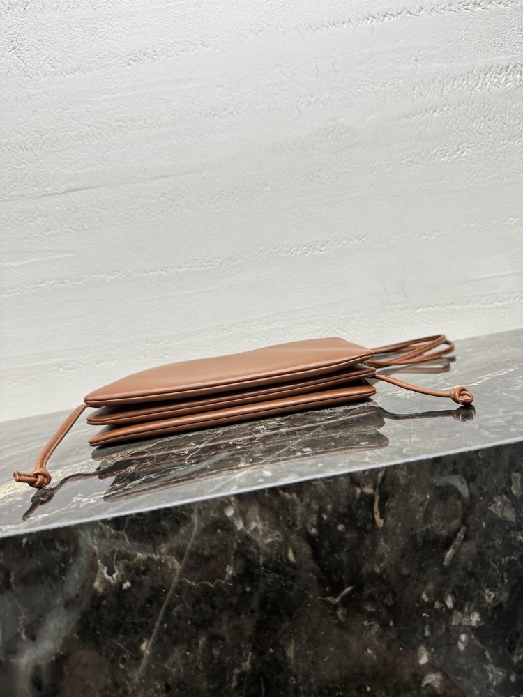 A bag TRIO FLAP leather 22 cm фото 5