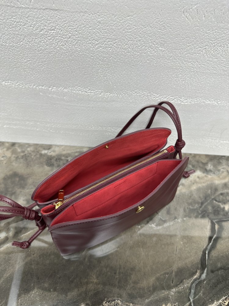 A bag TRIO FLAP leather 22 cm фото 7