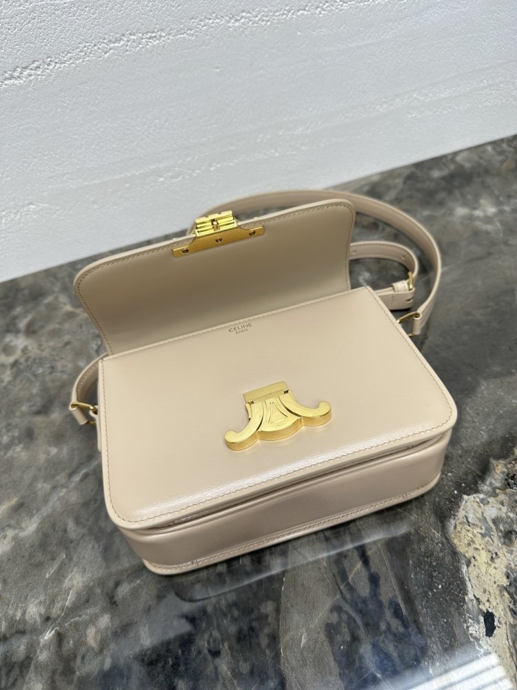 Сумка TRIOMPHE кожаная 18 см фото 7