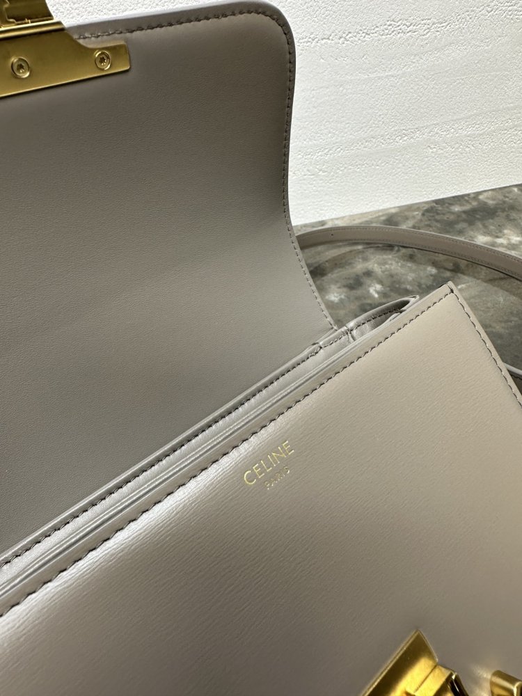 Сумка TRIOMPHE кожаная 18 см фото 8