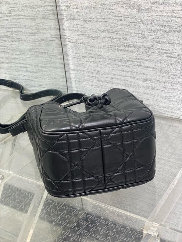 Сумка ведро Caro серии Motion 17 см фото 3