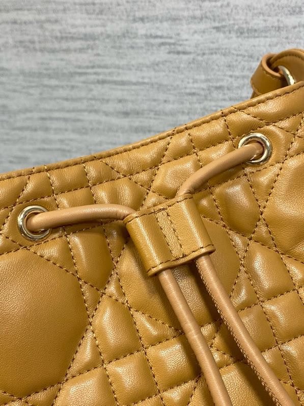 Сумка ведро Caro серии Motion 17 см фото 3