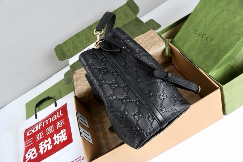 Сумка ведро GG Emblem кожаная 25 см фото 4