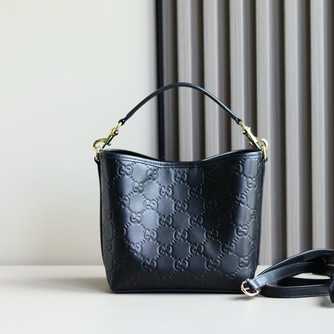 Сумка ведро кожаная 18 см