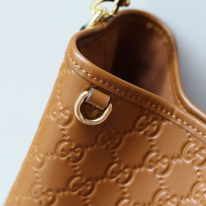 Сумка ведро кожаная 18 см фото 4