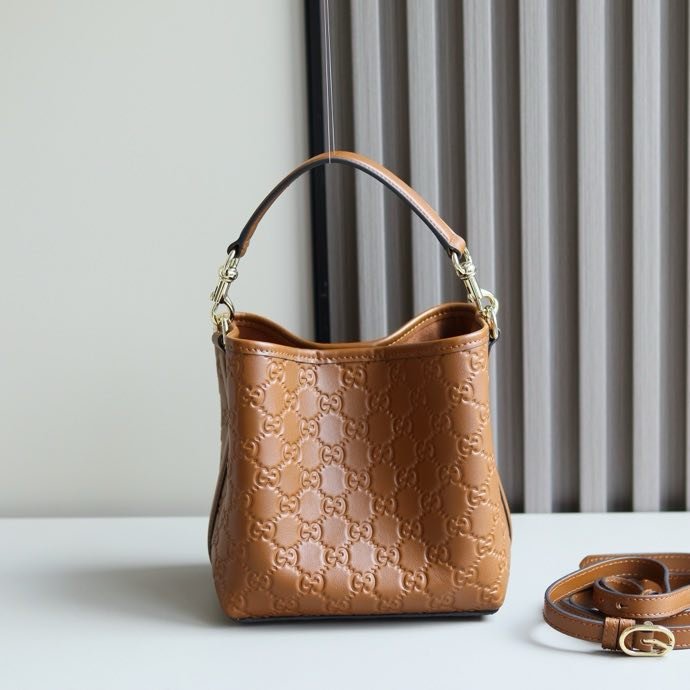 Сумка ведро кожаная 18 см фото 9