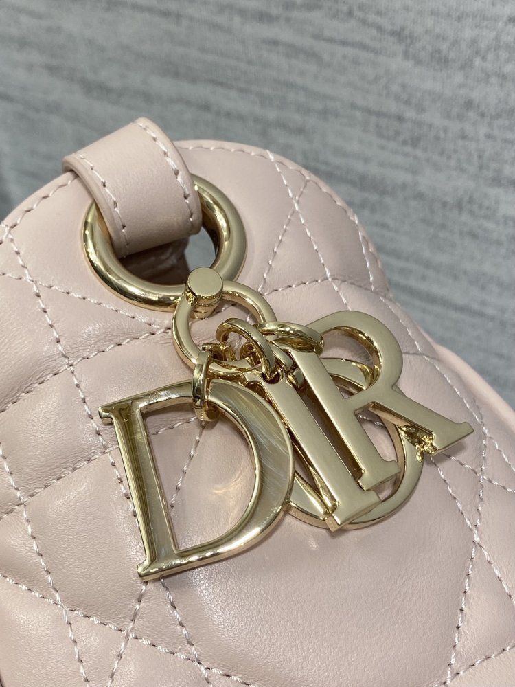 Сумка ведро кожаная Dior Caro 17 см фото 4