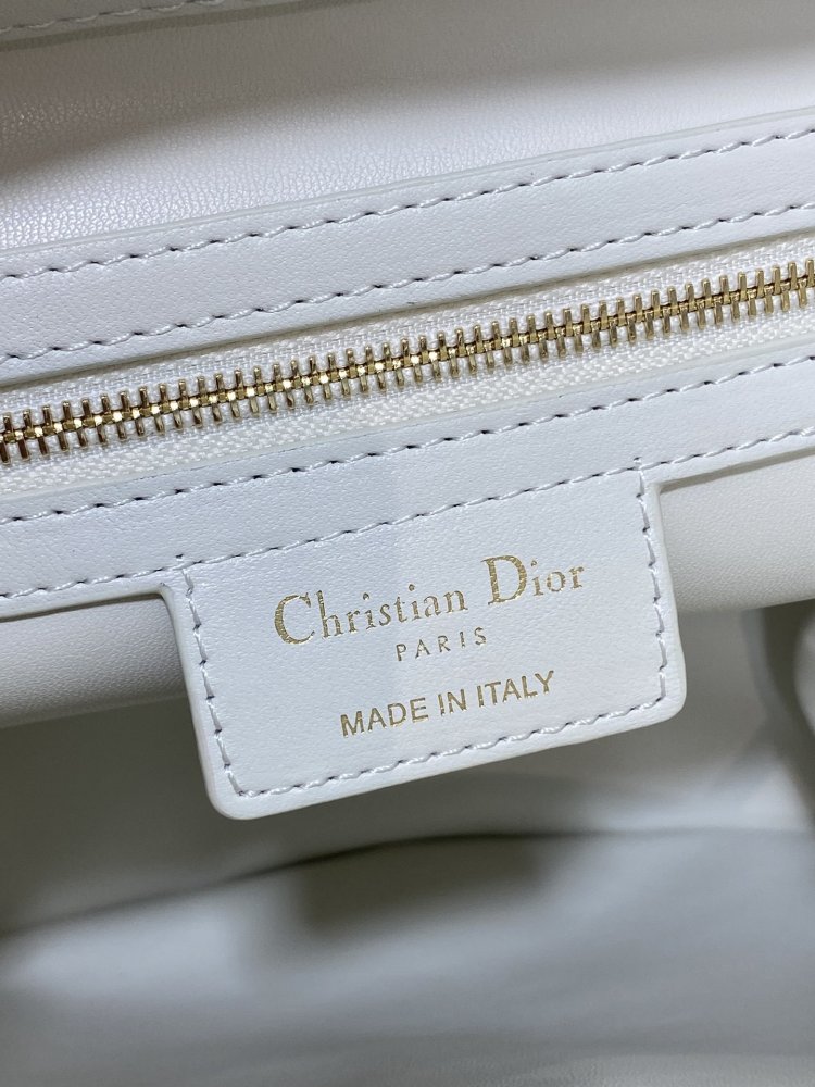 Сумка відро шкіряна Dior Caro 17 см фото 9