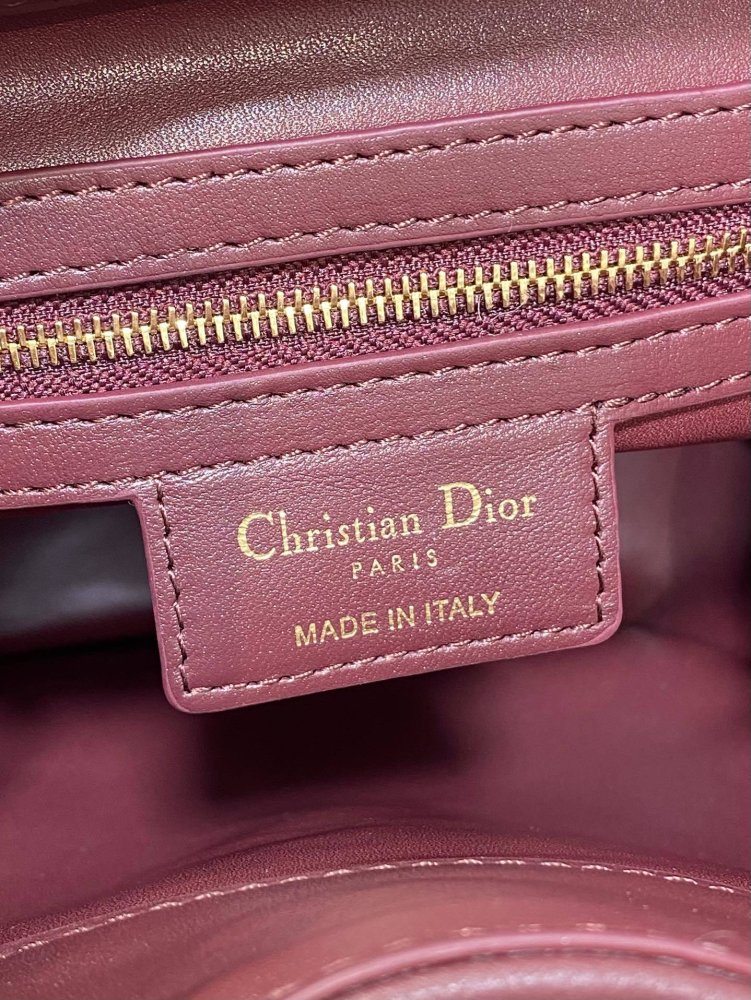 Сумка відро шкіряна Dior Caro 17 см фото 9