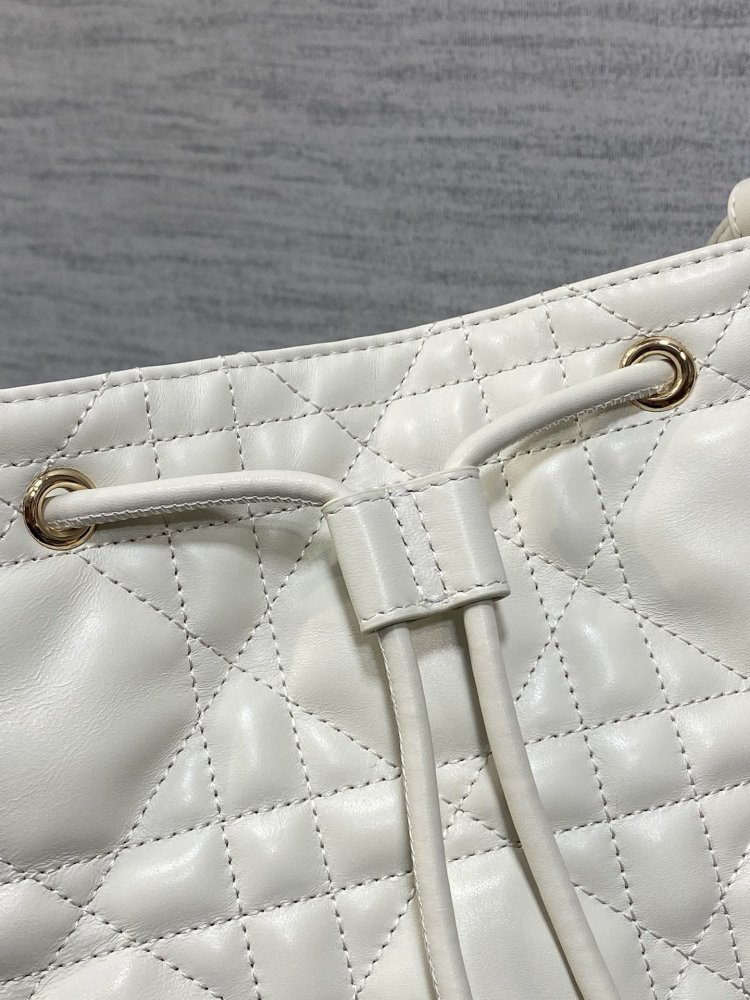 Сумка відро шкіряна Dior Caro 23 см фото 3