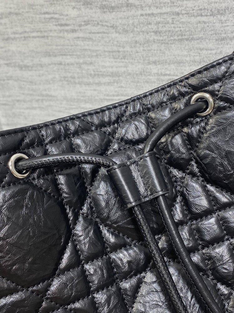 Сумка ведро кожаная Dior Caro 23 см фото 3