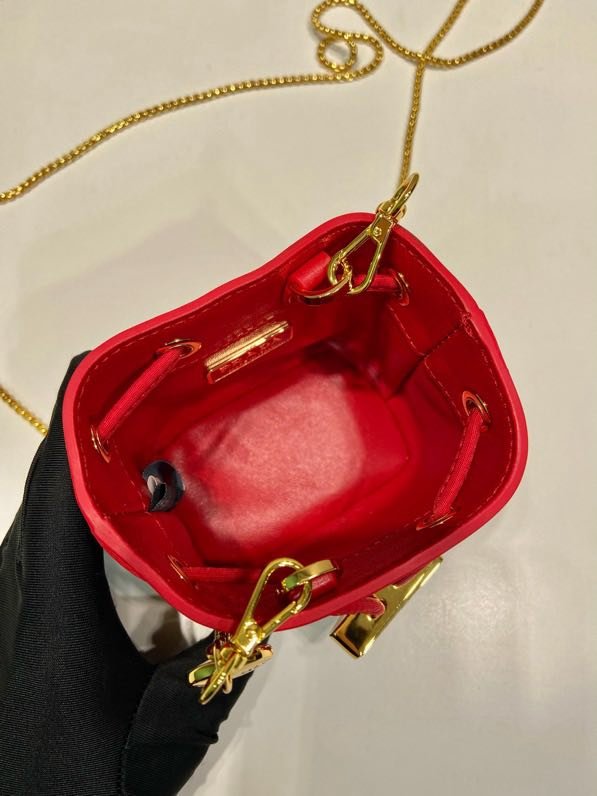 Сумка ведро мини из лакированной кожи 10 см фото 9