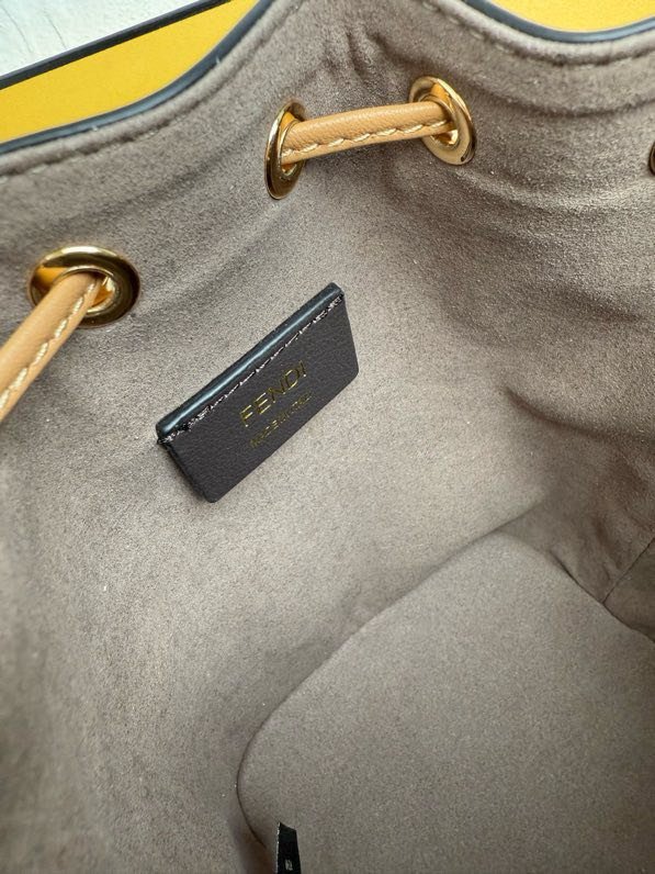 A bag bucket Mon Tresor фото 2