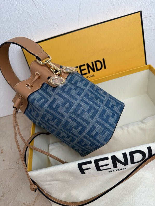 A bag bucket Mon Tresor фото 4