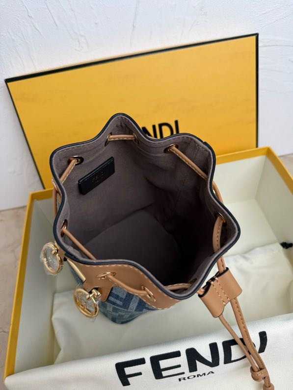 A bag bucket Mon Tresor фото 5