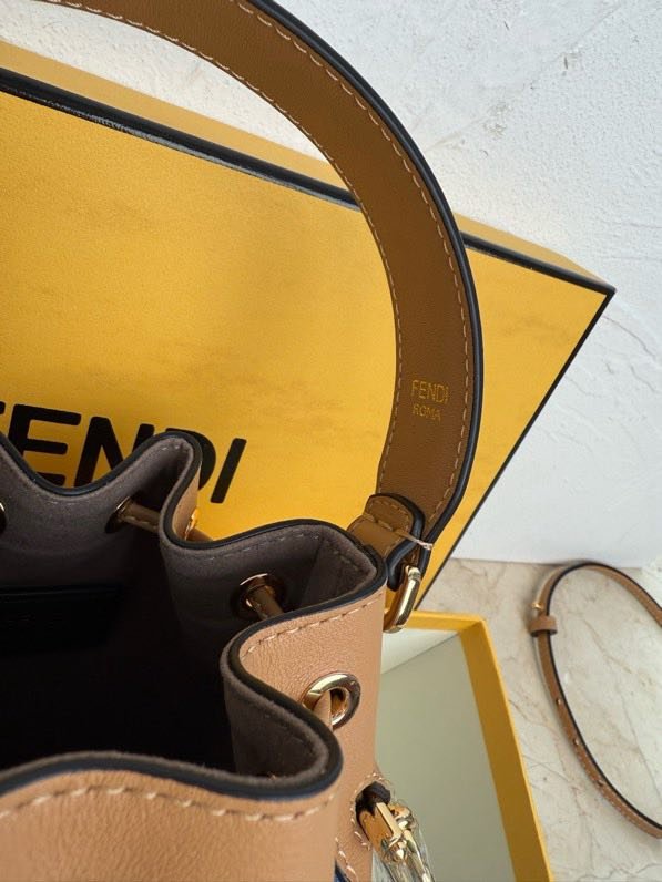 A bag bucket Mon Tresor фото 6