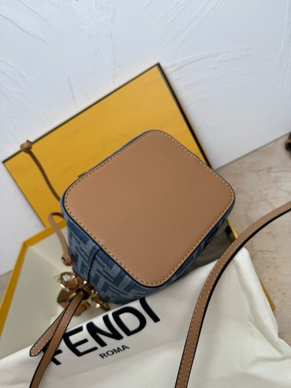 A bag bucket Mon Tresor фото 9