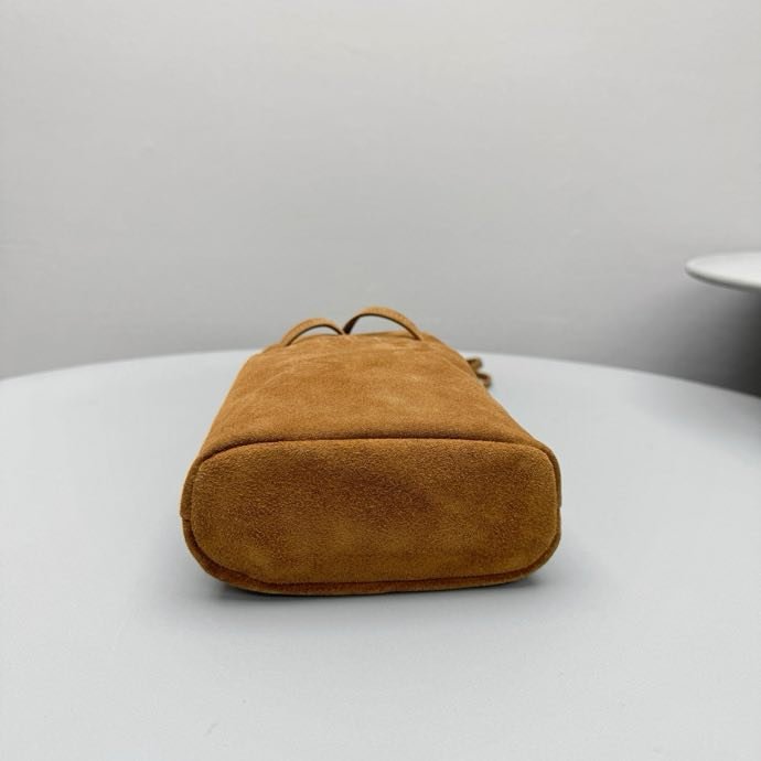 A bag bucket suede 17 cm фото 8