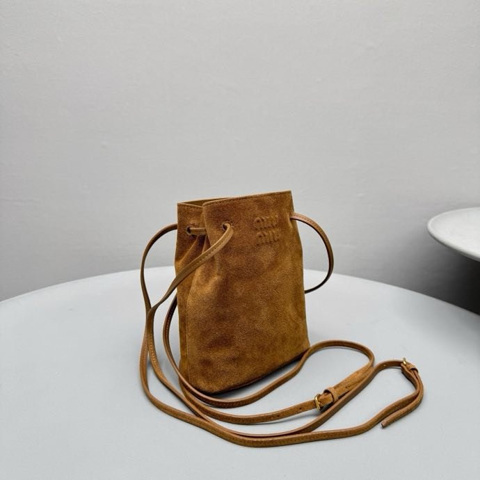 A bag bucket suede 17 cm фото 9