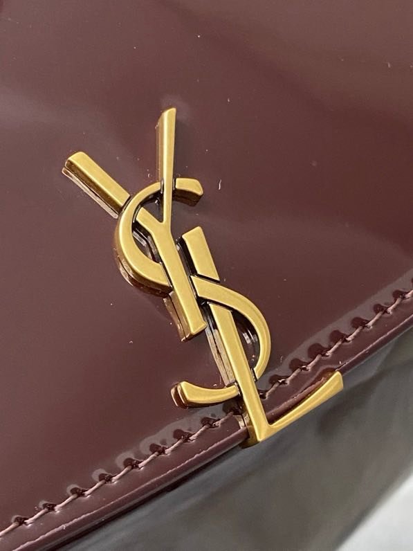 Сумка Voltaire Underarm з лакованої шкіри 21 см фото 2