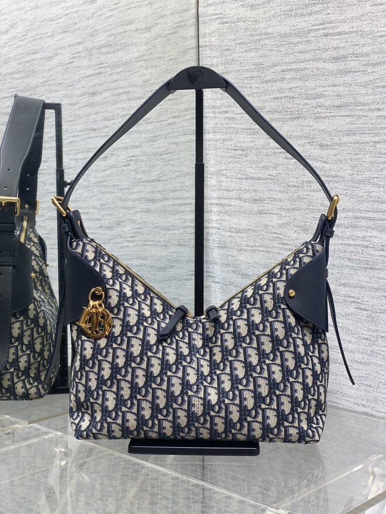 Сумка Voyage кожаная 28 см