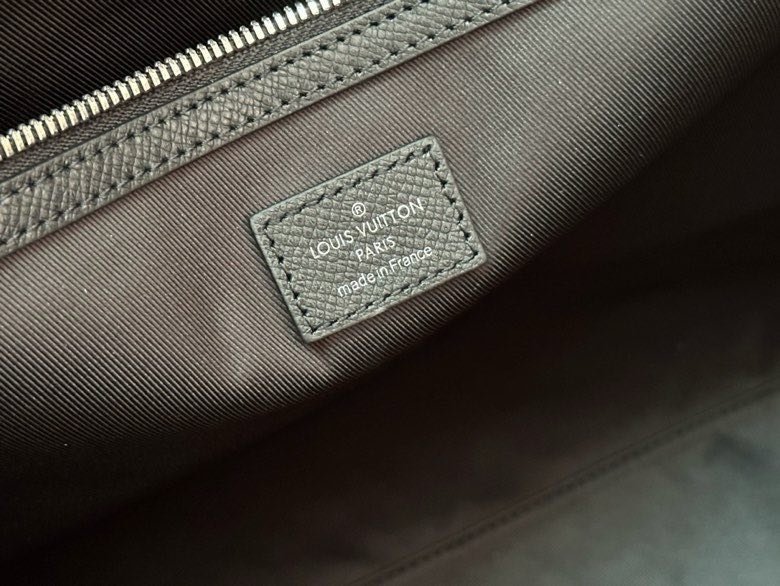 Сумка Weekend Tote 43 см фото 9