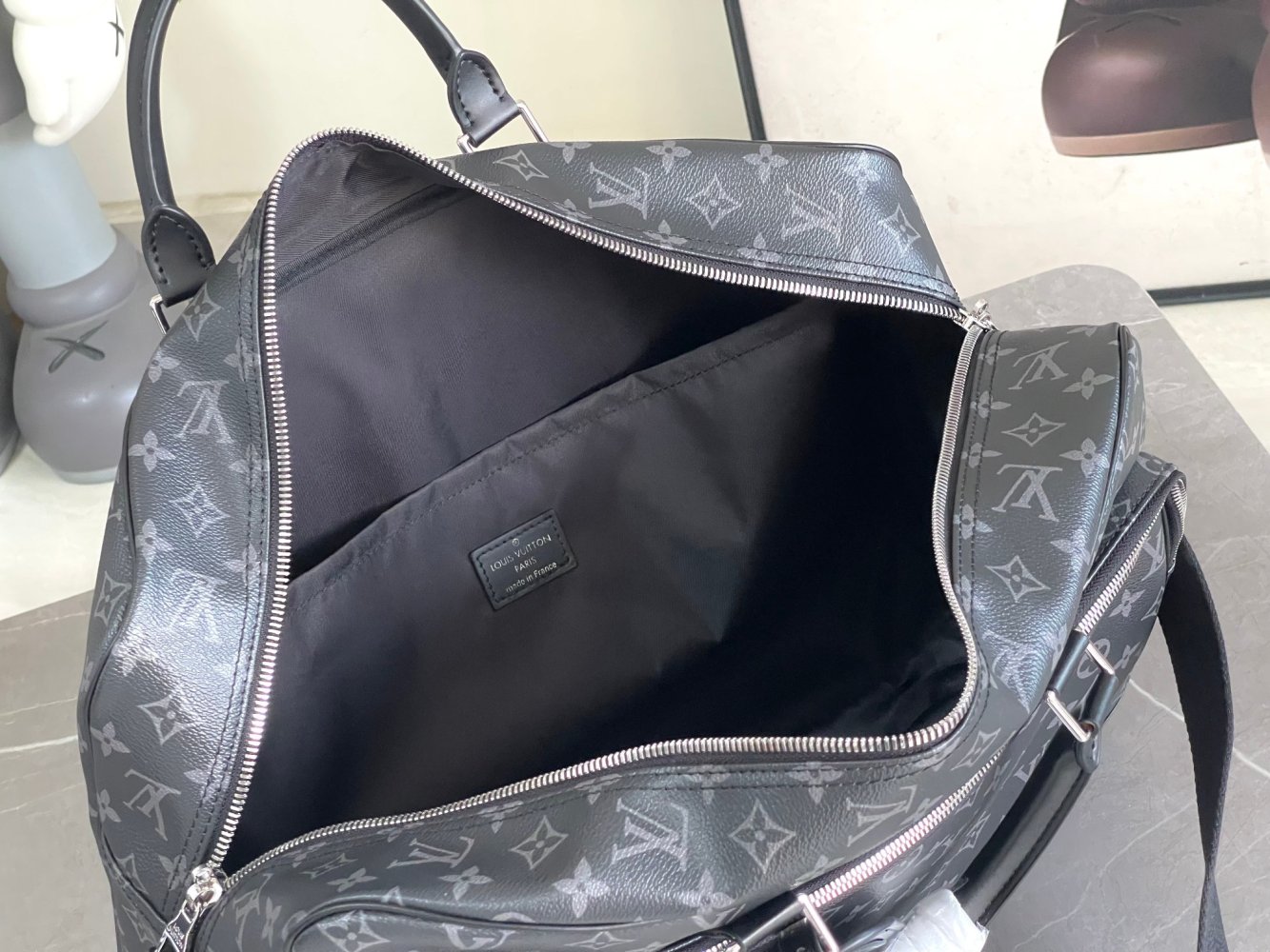 Сумка Weekender из канвы Monogram Eclipse 46 см фото 10