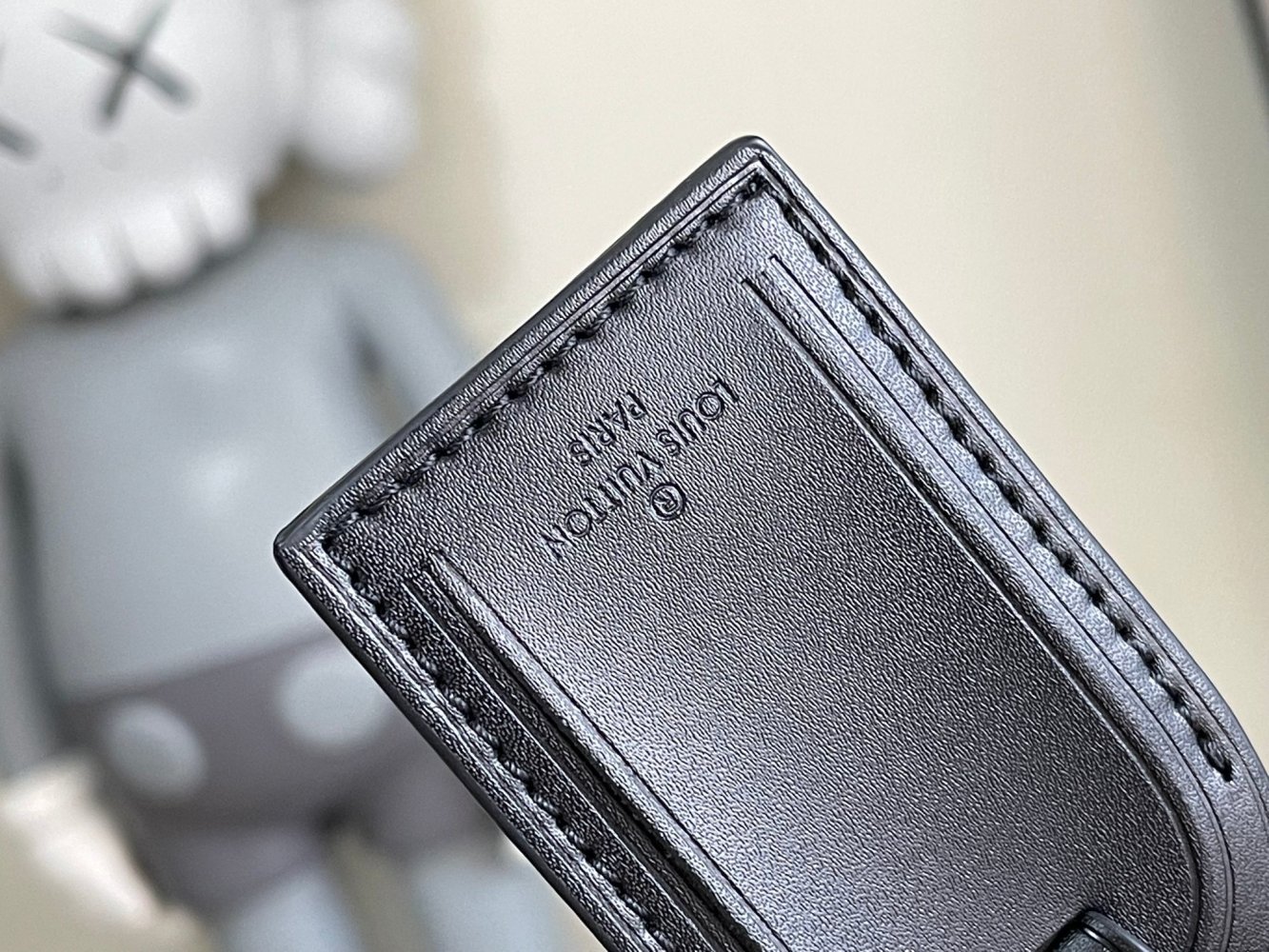 Сумка Weekender из канвы Monogram Eclipse 46 см фото 6