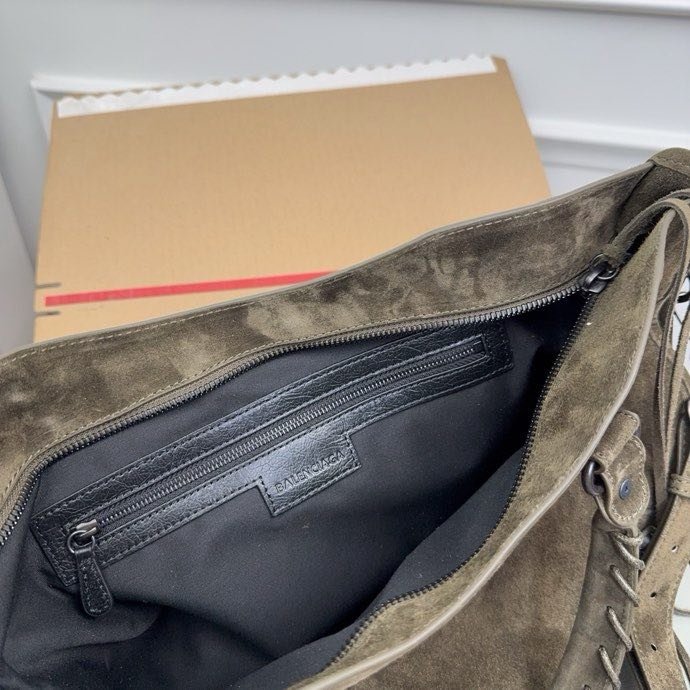 Сумка замшевая 38 см фото 6