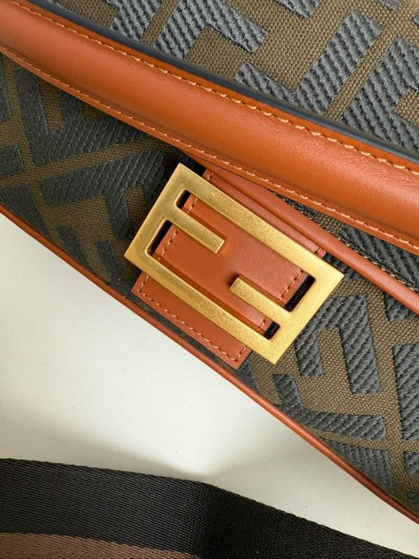 Сумка жіноча Baguette FF 26 см фото 2