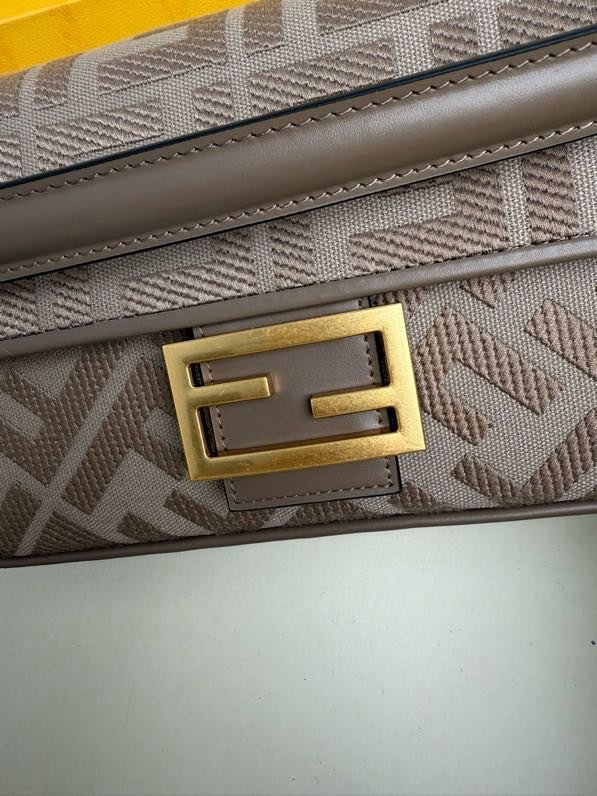 Сумка жіноча Baguette FF 26 см фото 6